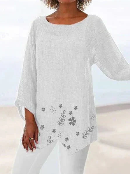 Luisa – Floral Plus Size V-Neck Blouse
