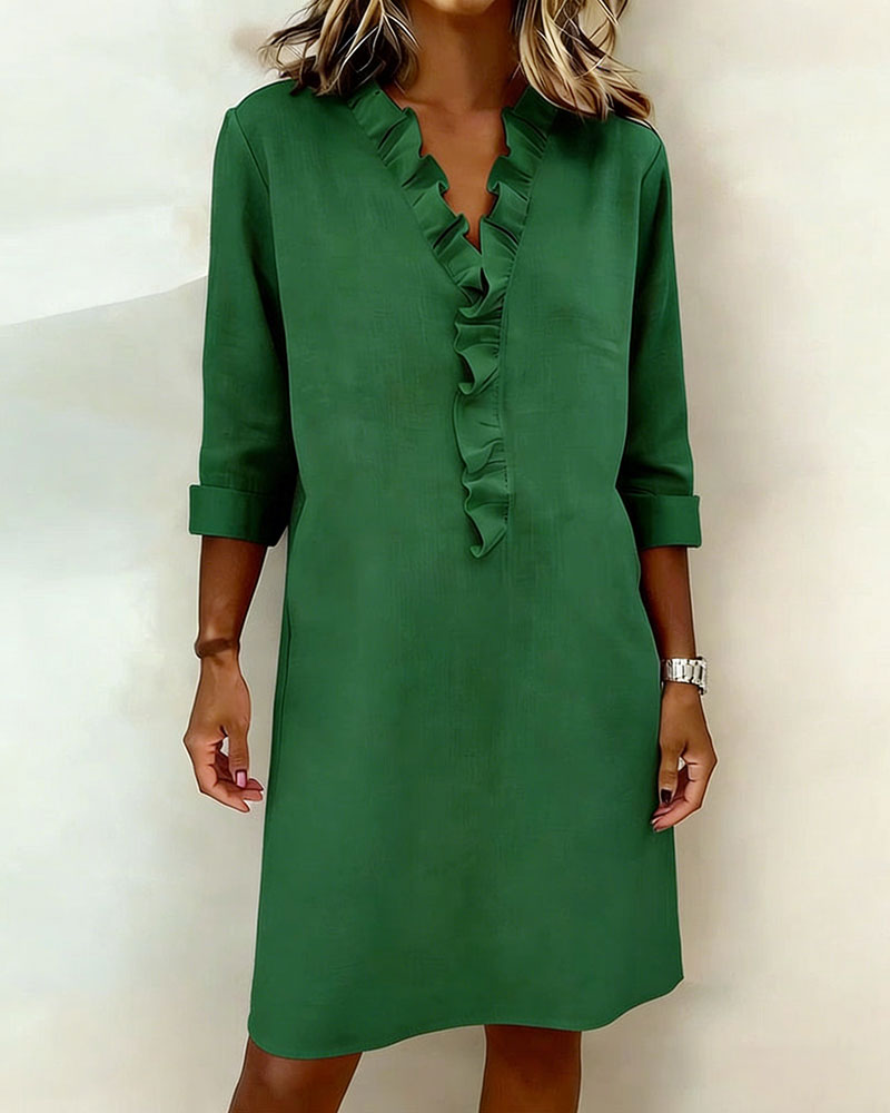 Meredith | Ruffled V-Neck Dress