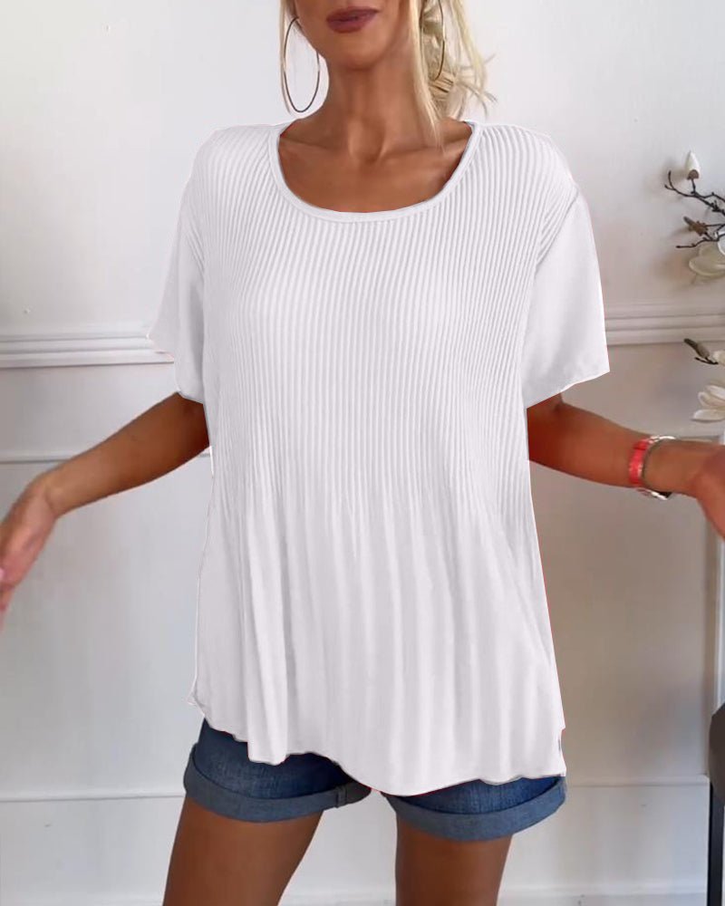 Hera – Pleated Round-Neck Blouse
