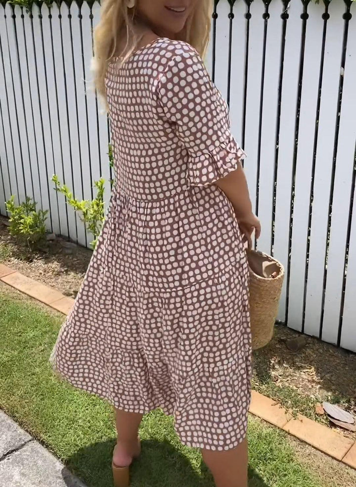 Zora – Short-Sleeve Midi Dress with Round Neck