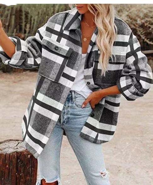 Magilsa – Plaid Button-Down Drop-Shoulder Shirt