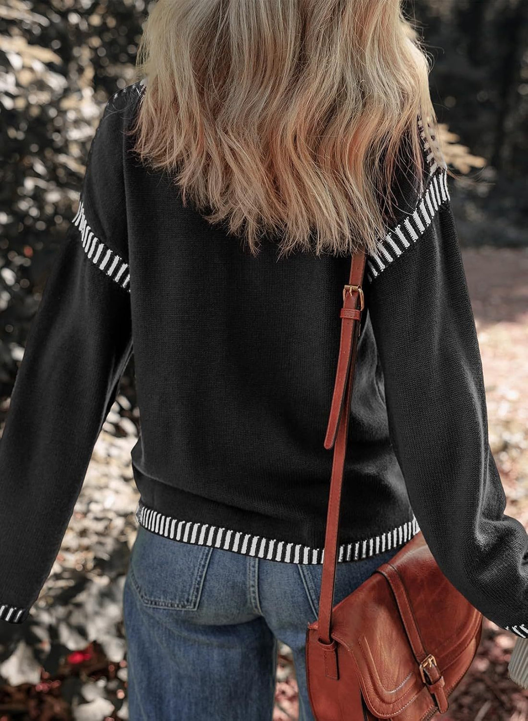 Maria – Contrast Trim Crewneck Sweater