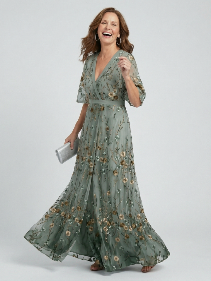 Selora | Flowy Floral Maxi Dress
