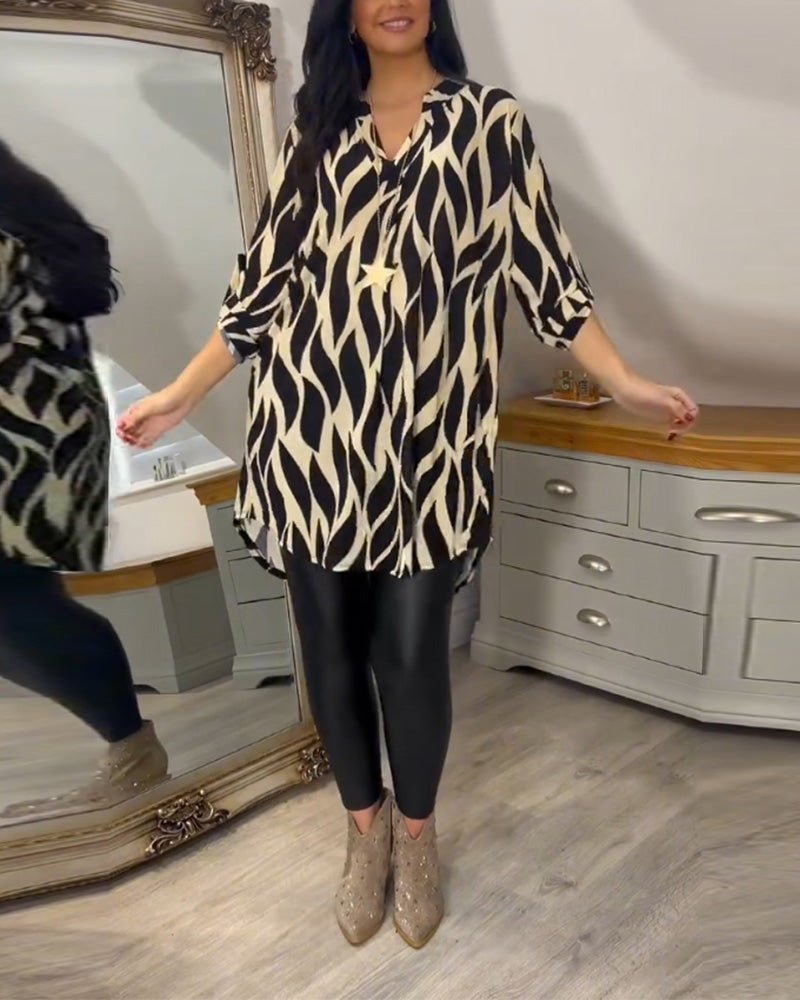 Chelsie – Printed V-Neck Blouse