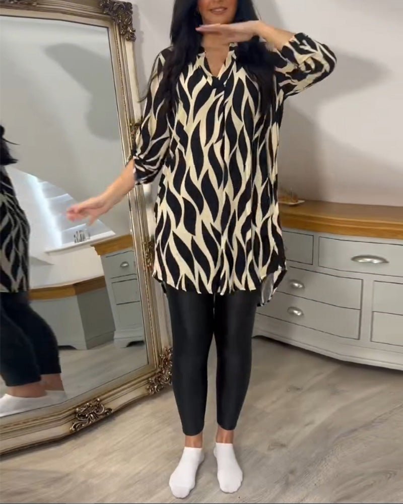 Chelsie – Printed V-Neck Blouse