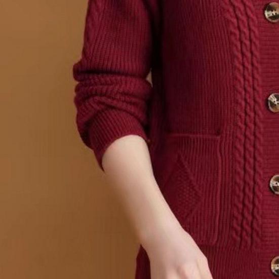 Dolly – V-Neck Cardigan Sweater