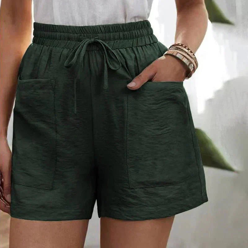 Alani – Relaxed Shorts with Pockets