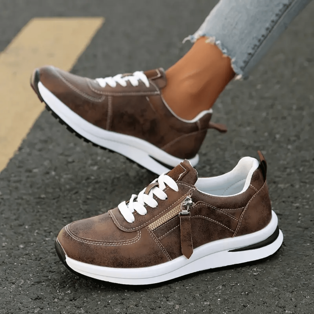 Danielle – Orthopedic Lace-Up Sneaker