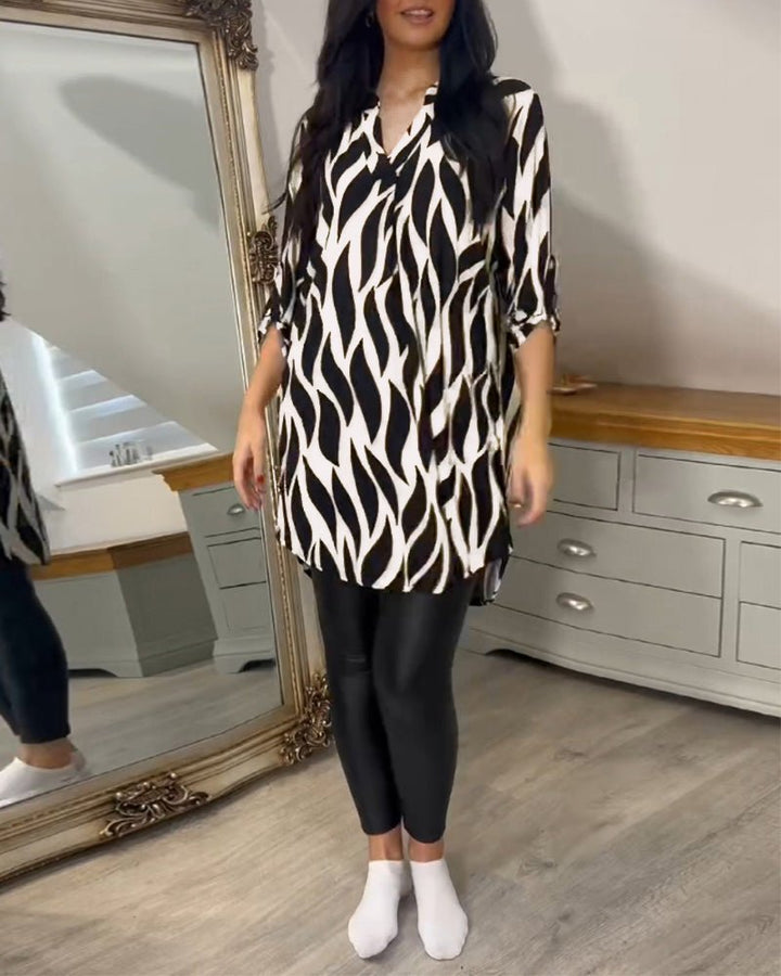 Chelsie – Printed V-Neck Blouse