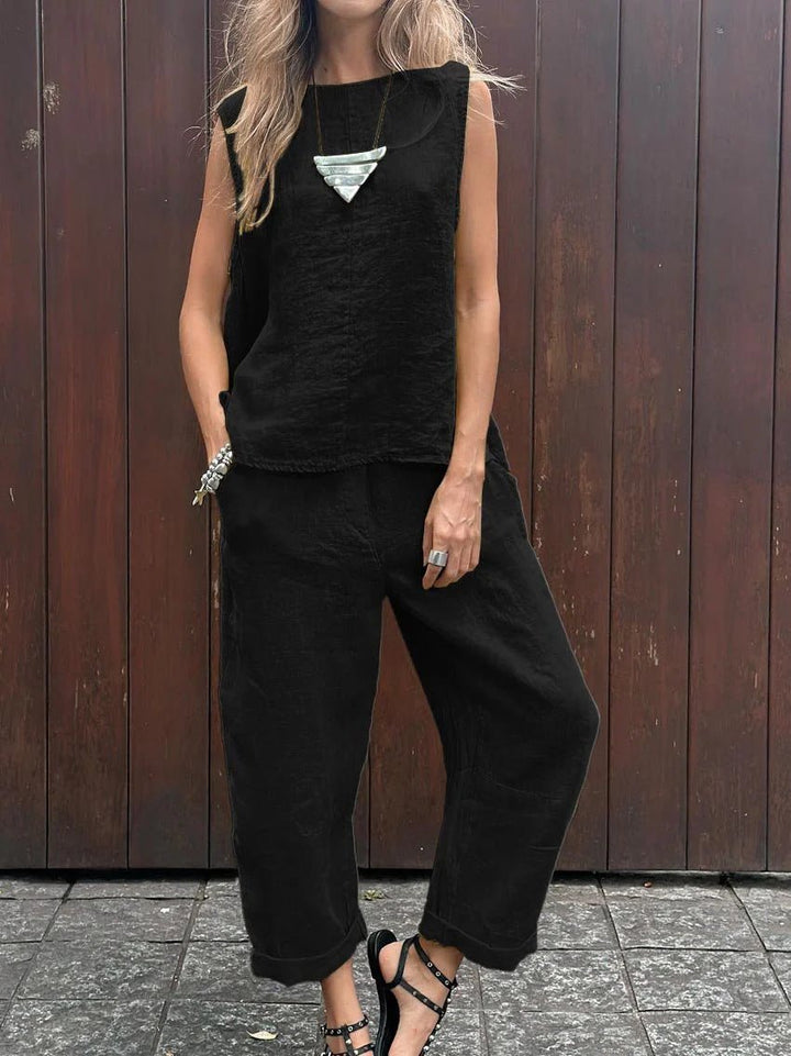 Callana – Sleeveless Two-Piece Palazzo Set