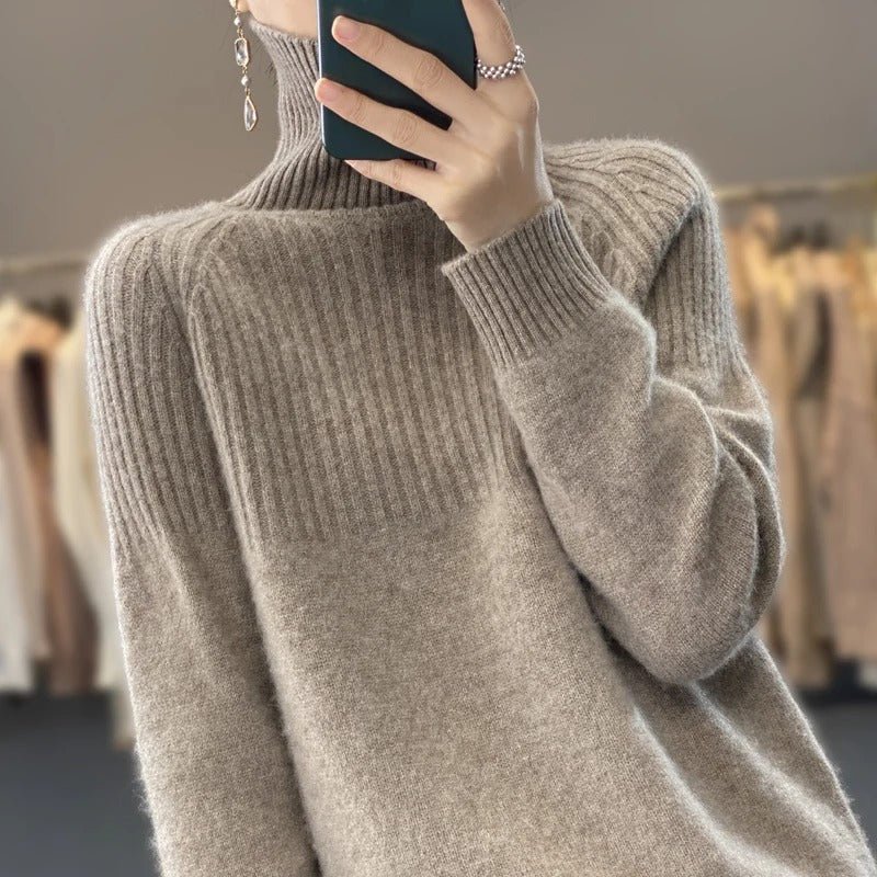 Jenica – Roll Neck Sweater with Relaxed Fit
