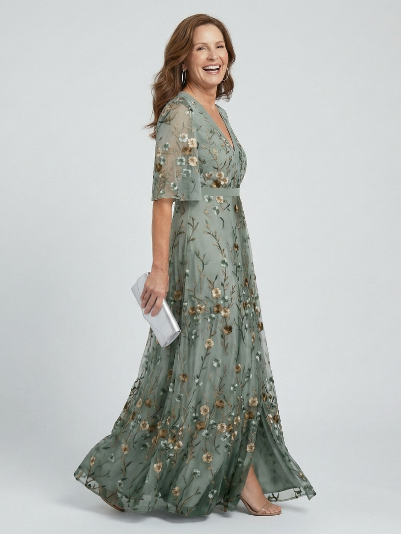Selora | Flowy Floral Maxi Dress