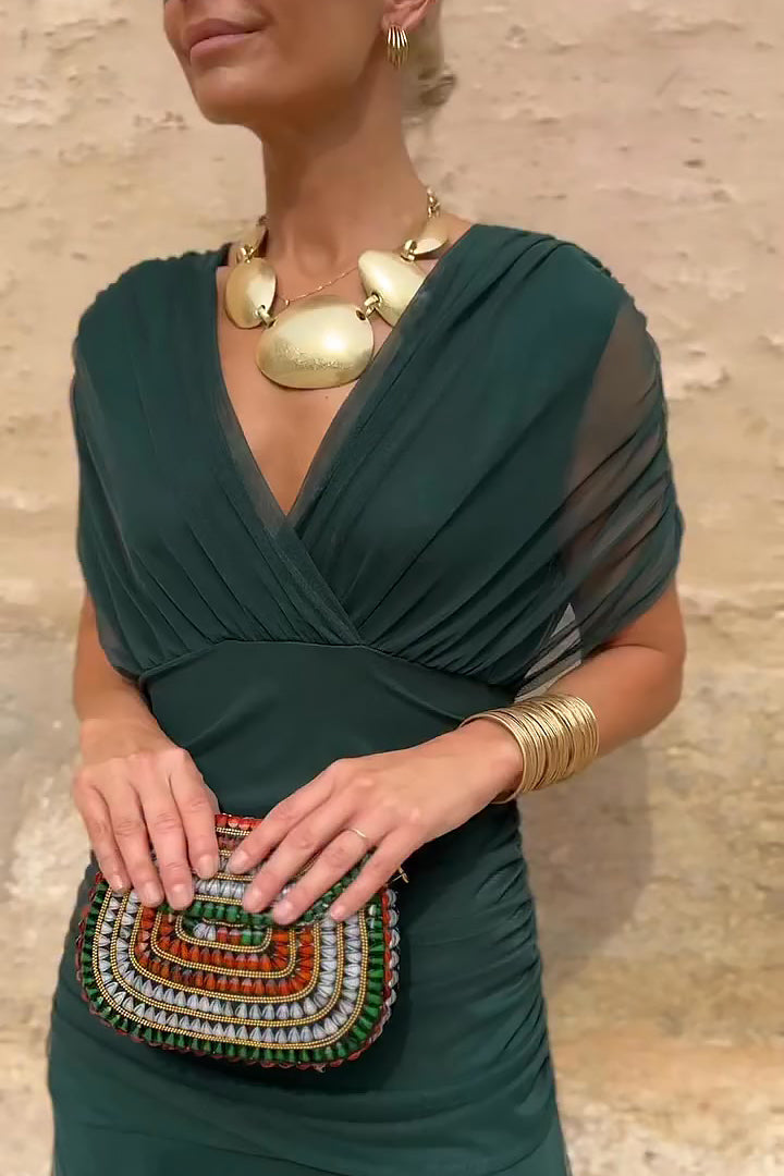 Mela – V-Neck Maxi Dress with Drop Shoulders