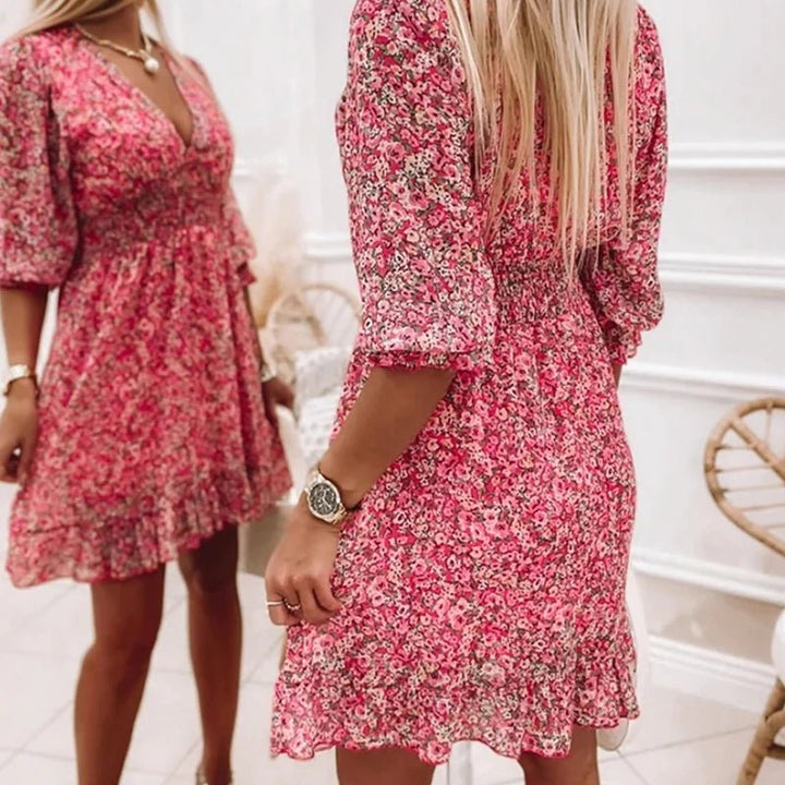 Sunna – Mini Floral V-Neck Dress with Smocked Waist