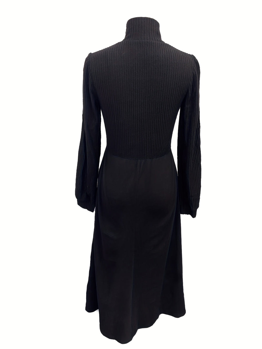 Noelle | Vintage Winter Dress with Pockets