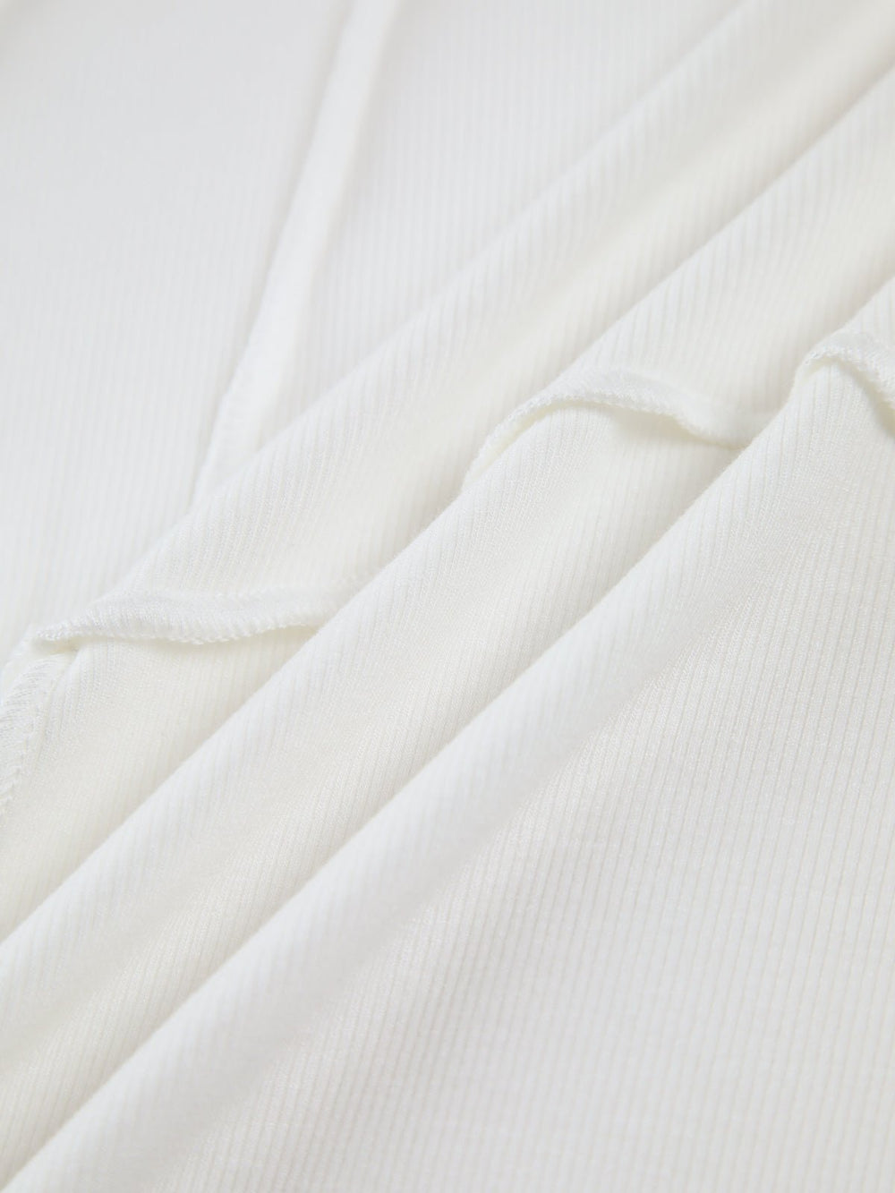 Solarae – Ribbed Long Sleeve Top with Piping Detail