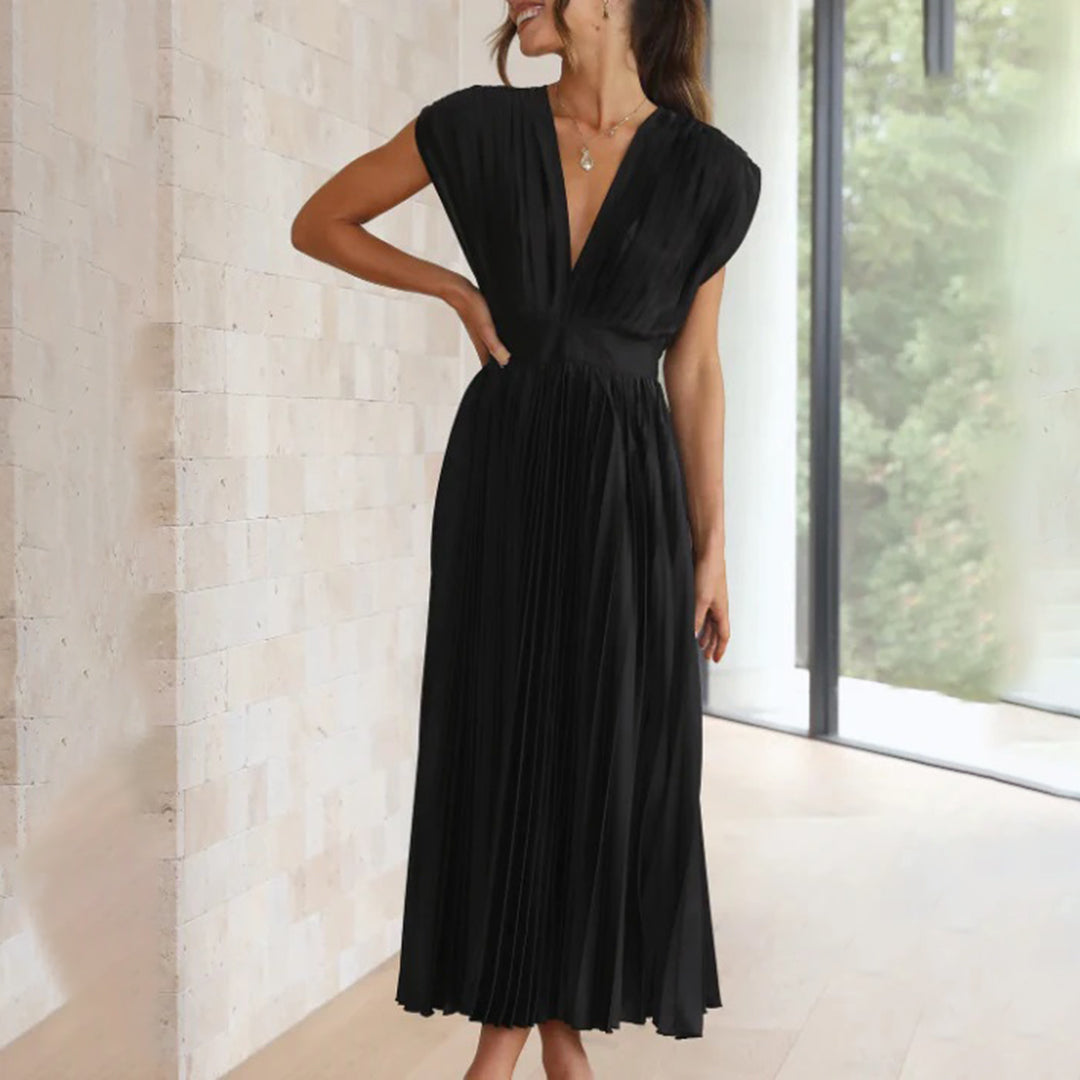 Maren | Pleated Midi Dress with V-Neck