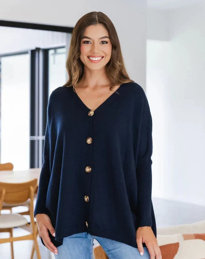 Katy – Oversized V-Neck Batwing Knit