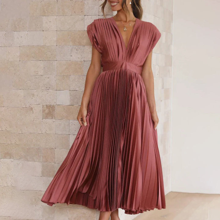 Maren | Pleated Midi Dress with V-Neck