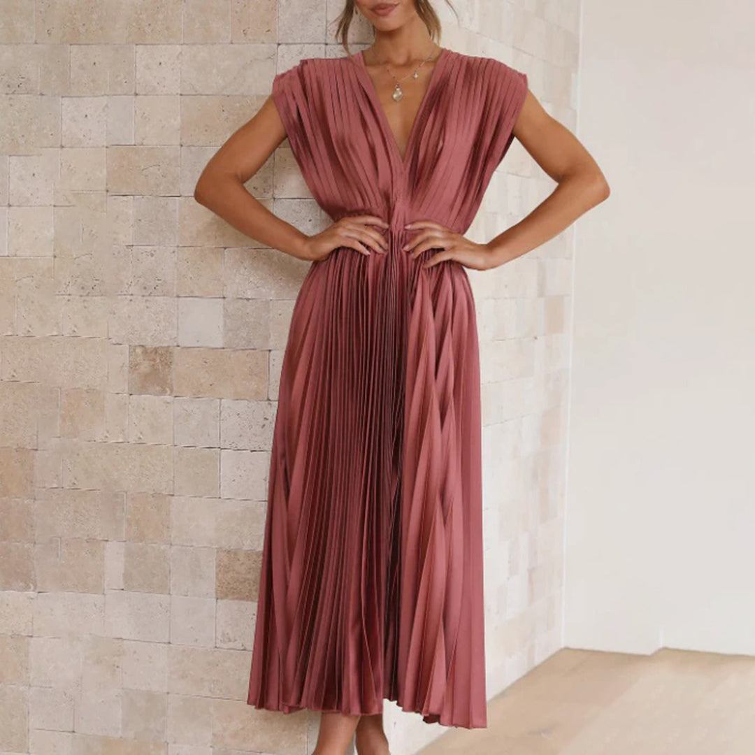 Maren | Pleated Midi Dress with V-Neck