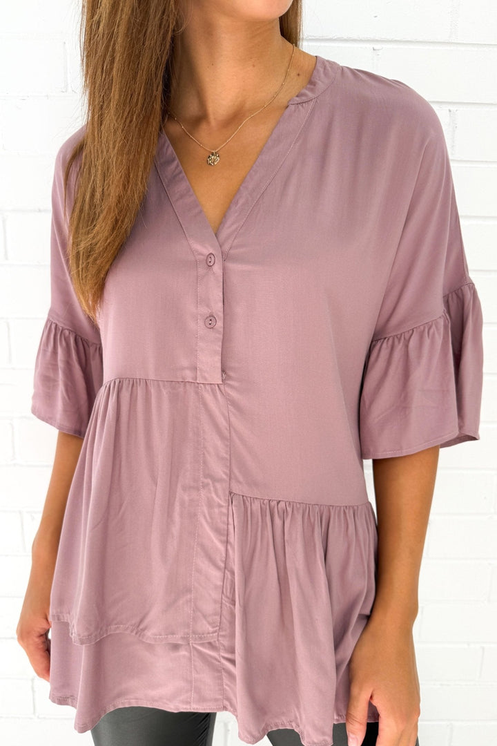 Elvie – V-Neck Blouse with Cuffed Sleeves