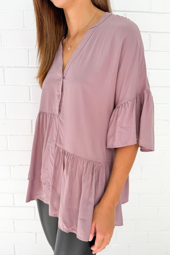 Elvie – V-Neck Blouse with Cuffed Sleeves