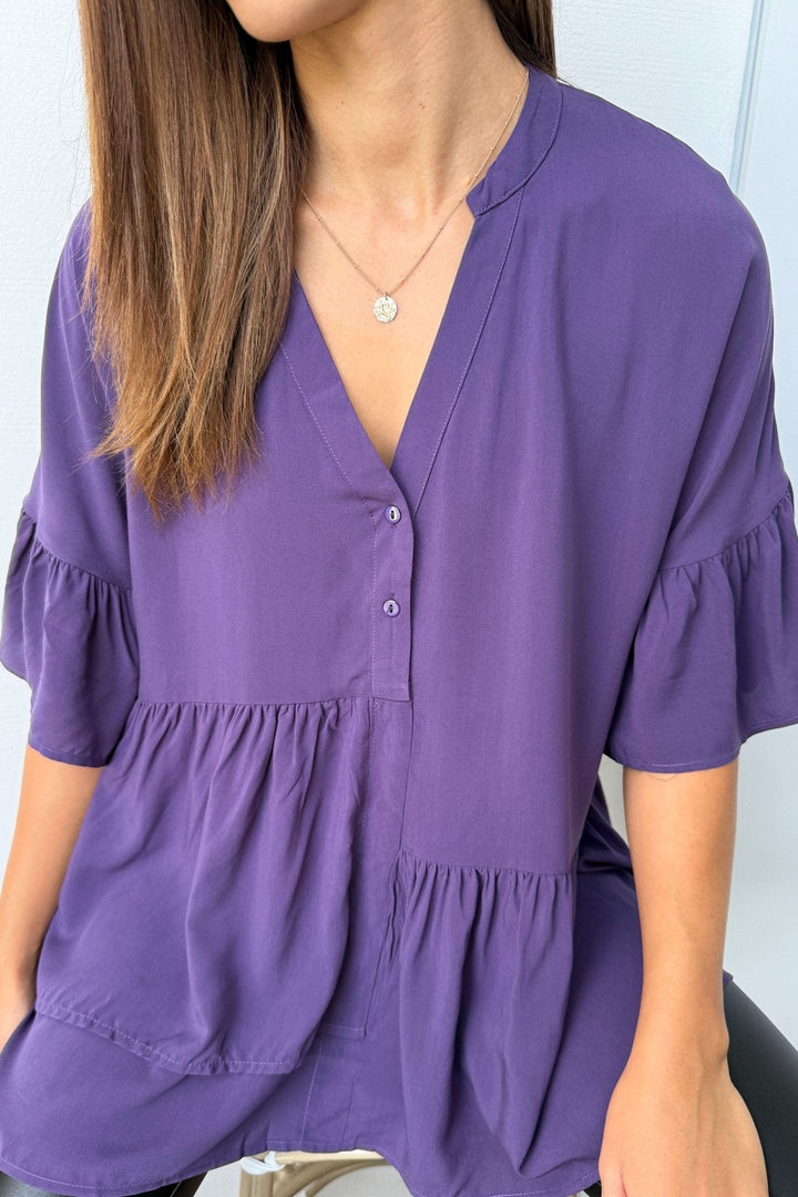 Elvie – V-Neck Blouse with Cuffed Sleeves