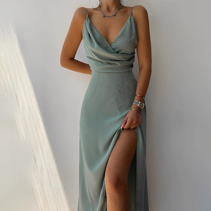 Aliah™ Elegant Strapless Dress