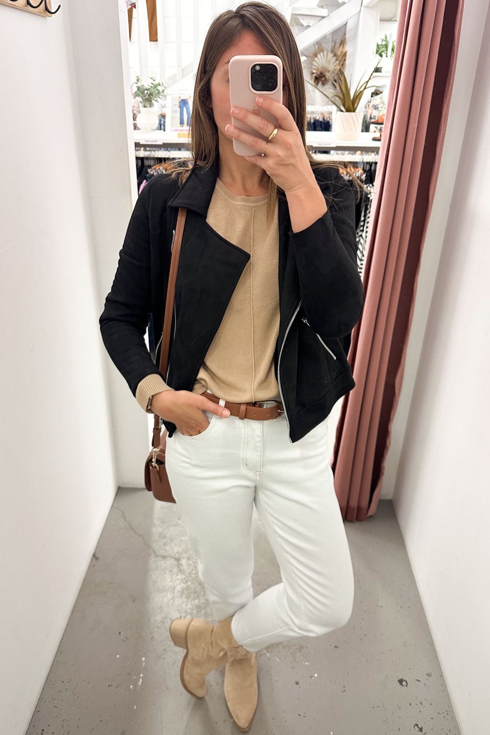 Vana – Knit Top with Side Split