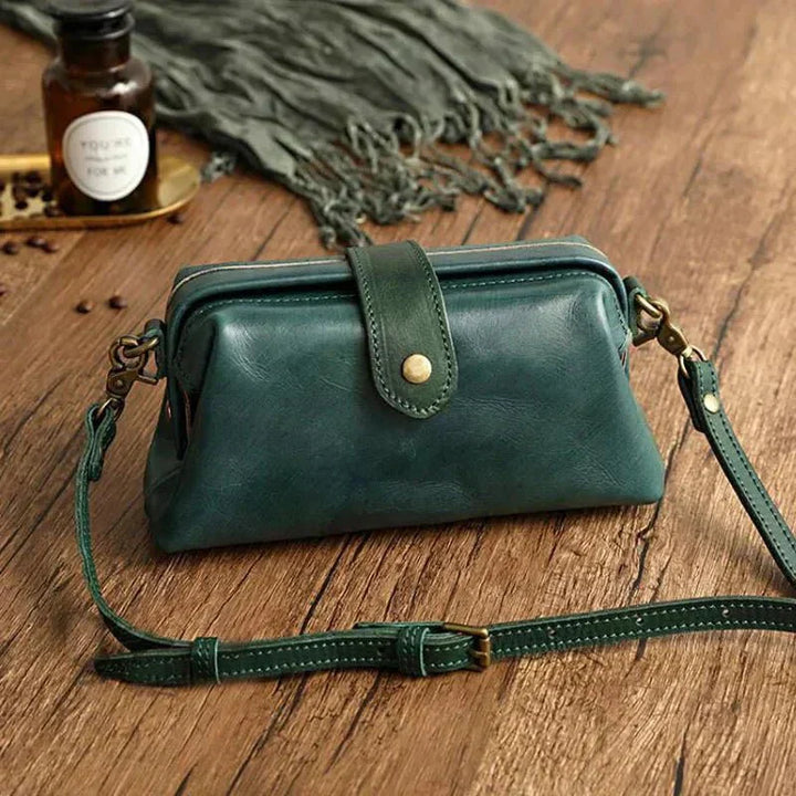 Eclipse Charm – Leather Shoulder Bag with Doctor&