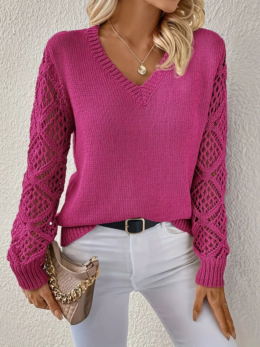 Elizabeth – Soft V-Neck Sweater
