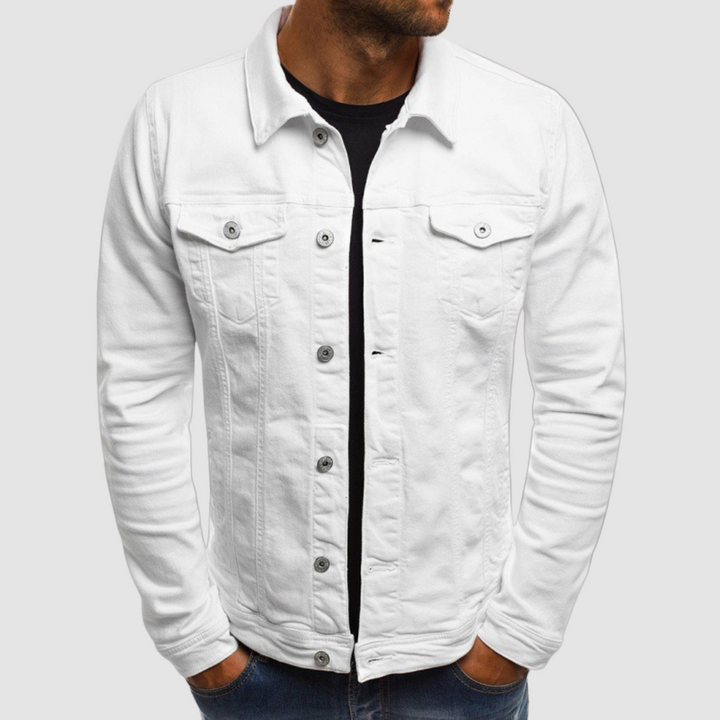 Model wearing a white jacket with button closure and chest pockets, paired with a black shirt, against a gray background.