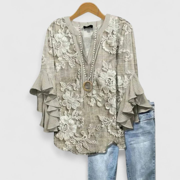 Saryphiah | Flowy Floral Ruffle Blouse