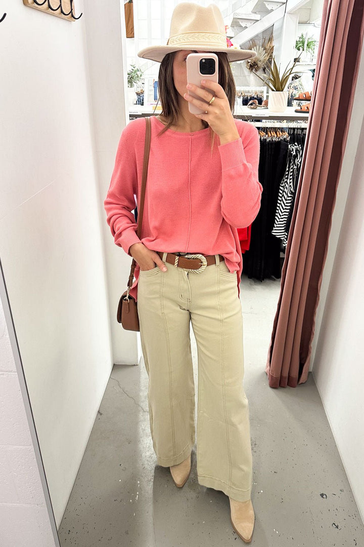 Vana – Knit Top with Side Split