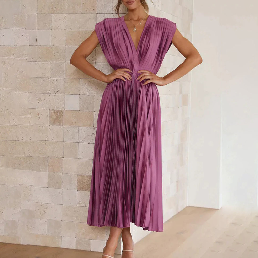 Maren | Pleated Midi Dress with V-Neck
