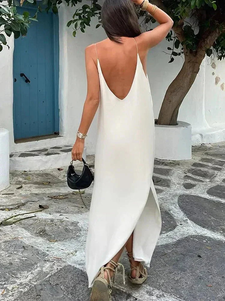 Tamati – Backless V-Neck Split Maxi Dress