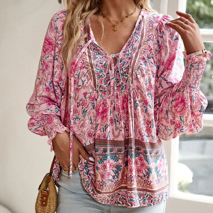 Kalina – Relaxed Blouse with Stitched Detailing