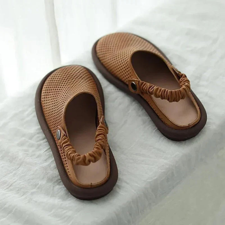 Iya – Minimalist Slip-On Sandal