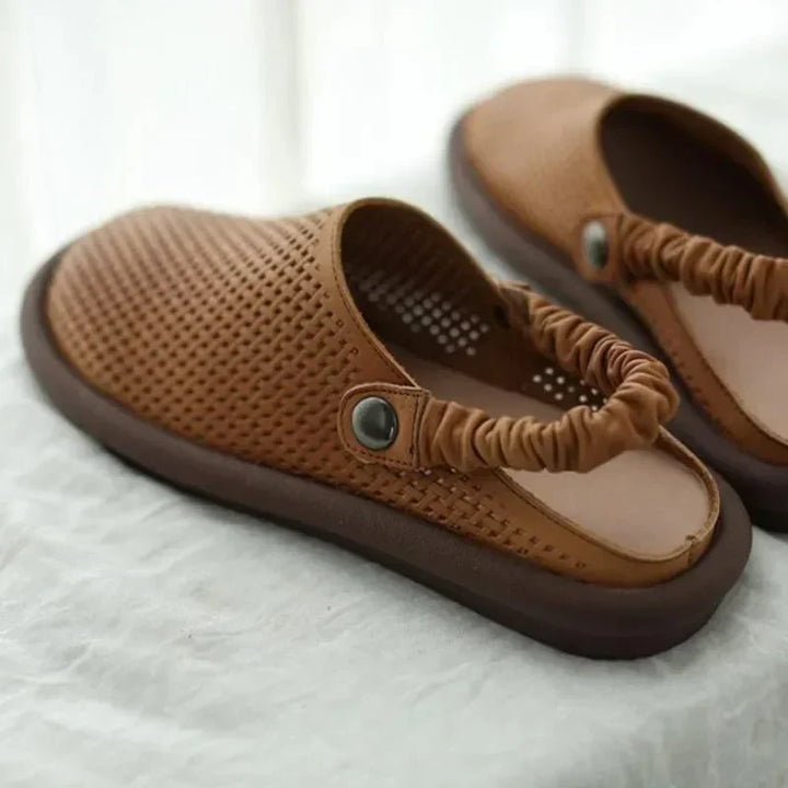Iya – Minimalist Slip-On Sandal