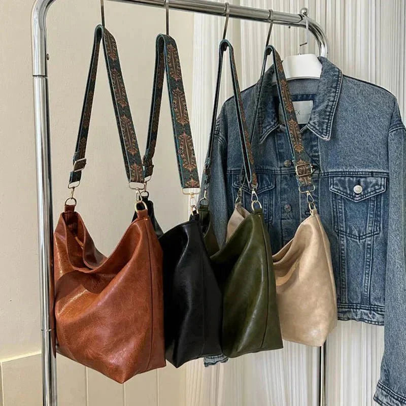 Tyla – Urban Heritage Shoulder Bag