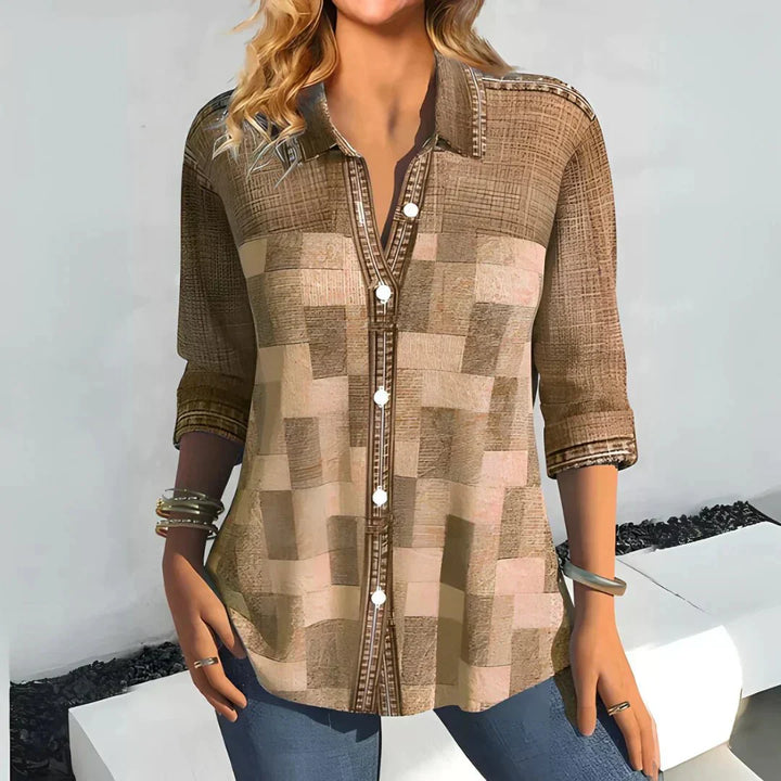 Hazel – Classic Checkered Blouse
