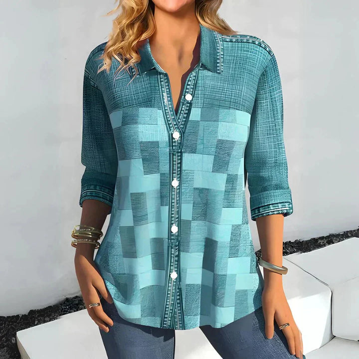 Hazel – Classic Checkered Blouse