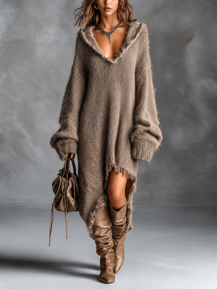 Ludovica | Oversize-Strickkleid mit Kapuze aus weichem Strick