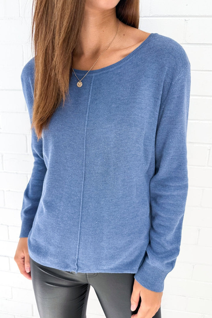 Vana – Knit Top with Side Split