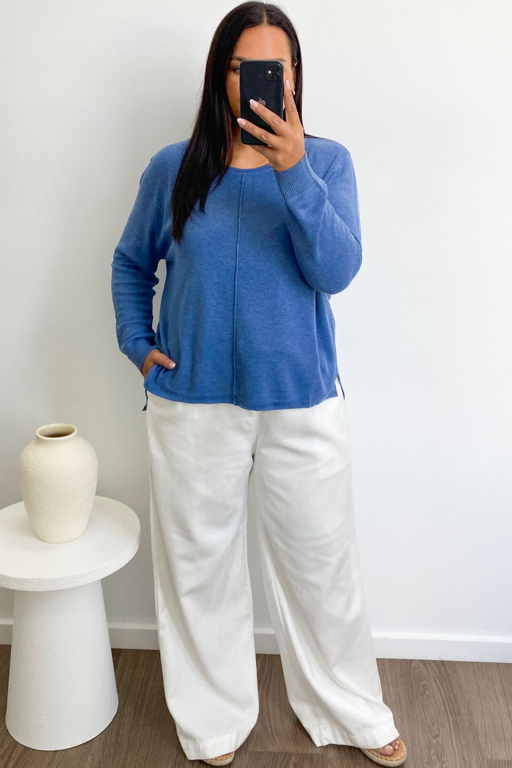 Vana – Knit Top with Side Split