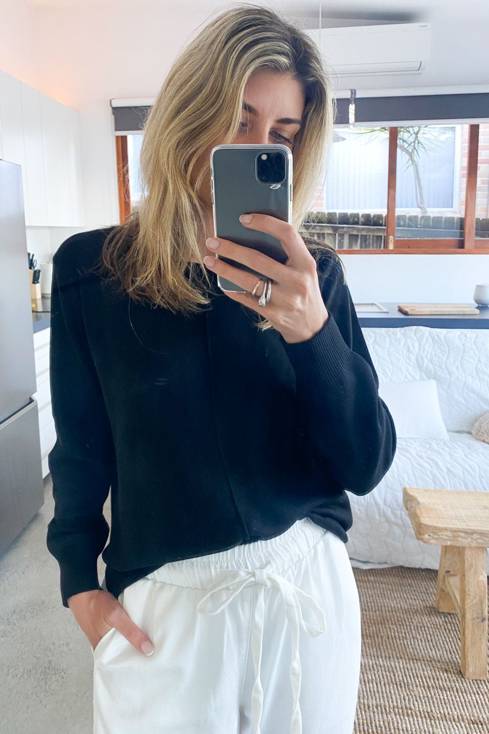 Vana – Knit Top with Side Split