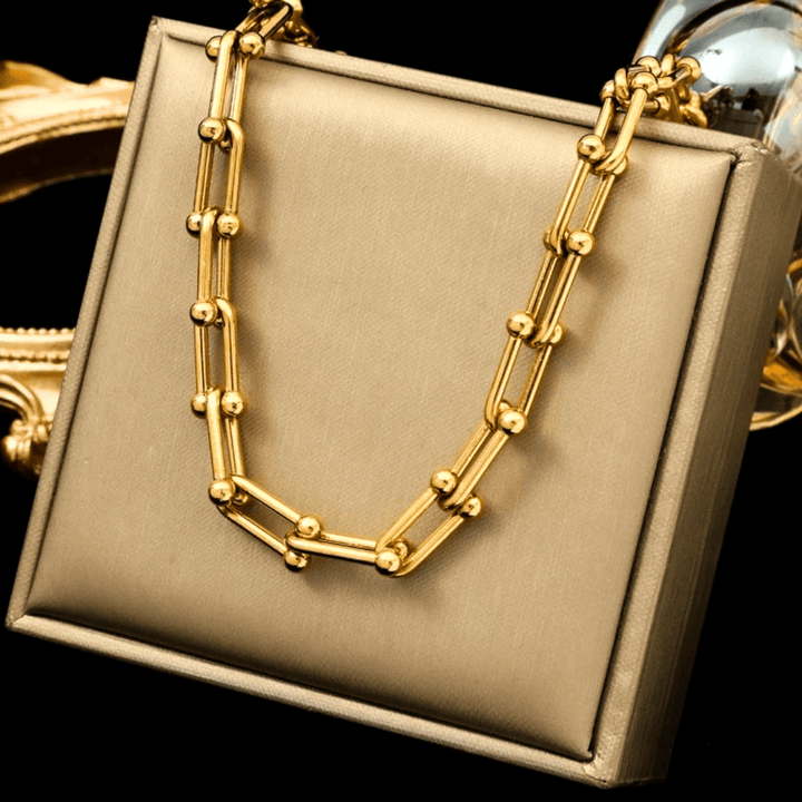 Zeva – Golden Hour Glow Chunky Chain Set