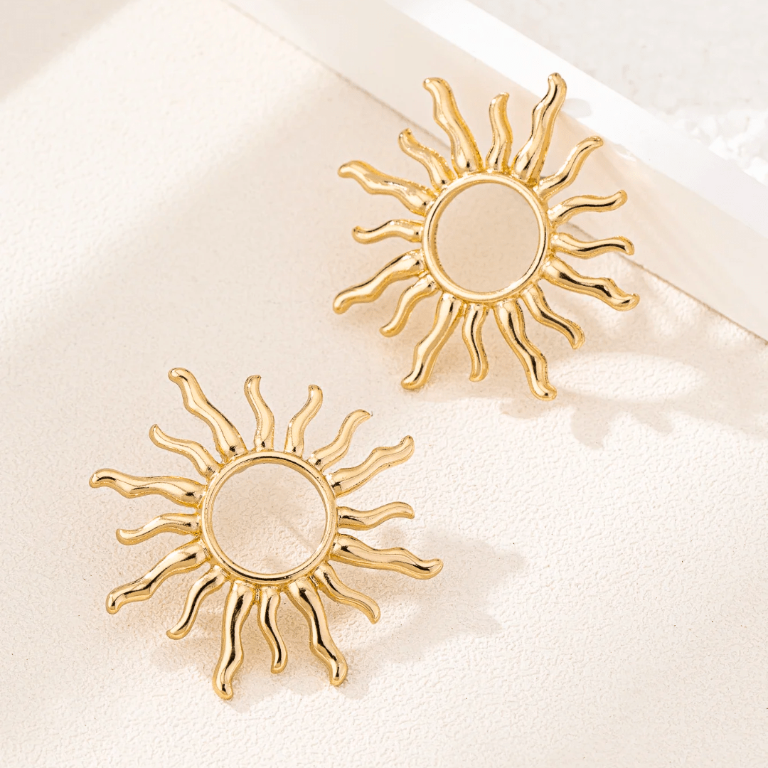 Lunara – Sun Stud Earrings in Sunshine Gold