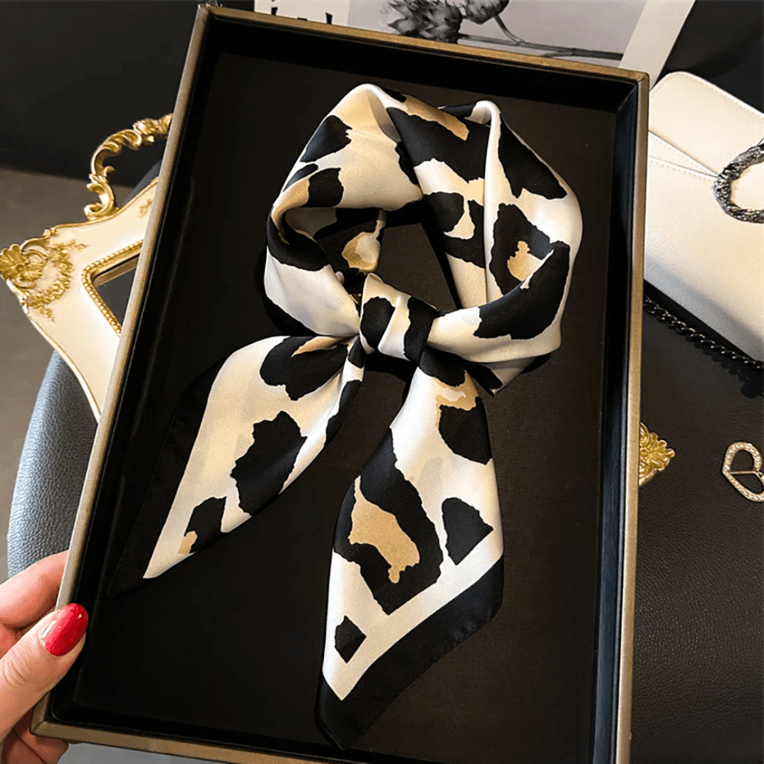 Vivara – Wild Leopard Print Square Scarf