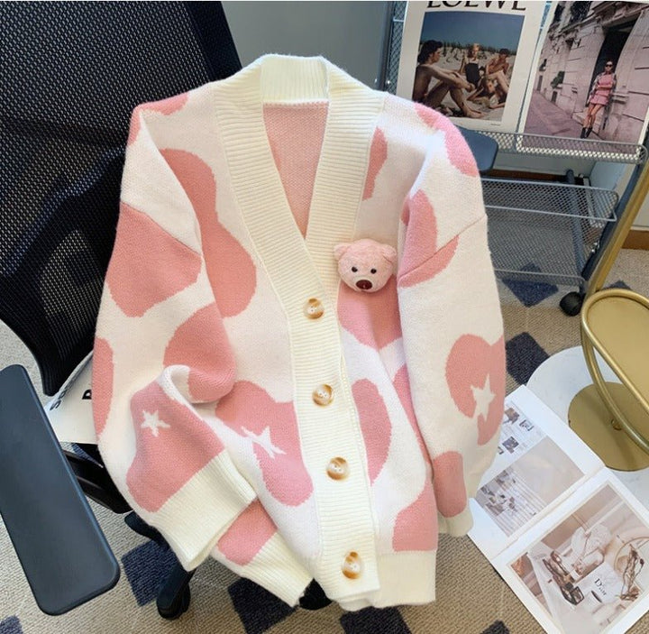 Nami – Heart Print Sweater with Round Neckline